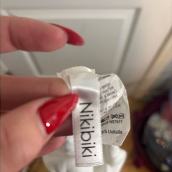 Nikibiki White Ribbed one shoulder tank size o/s EUC - Picture 3 of 4